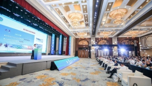 第十五届风电产业高峰论坛圆满落幕，星逻荣膺“十佳优秀风电场运维服务商”称号