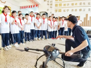 联心中华公益行 | 联飞之心，科技向善