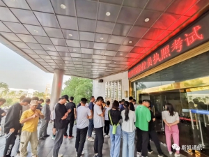 持证民航执照选斯凯 专业无人机教员团队