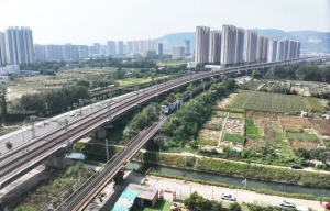 为了这事，他们还带来了无人机！