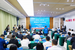 乘“机”腾飞向云端