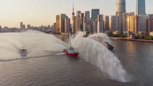 自动巡查，昼夜出击｜大疆机场成为黄浦江上的“空中消防员”
