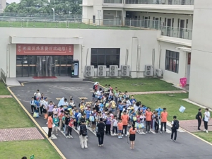 【研学】石碣少年宫的无人机之旅：一场科技与创意的盛宴！