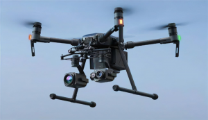 无人机市场有望大幅增长：预计到 2032 年将达到 512 亿美元