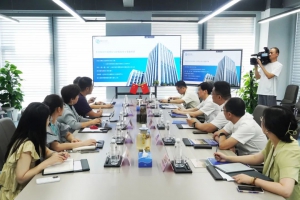 富阳区委副书记、区长谢渐升一行莅临极目机器人调研