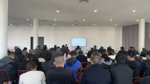 凤桥镇各高基层党组织书记和党务工作者莅临我司调研指导