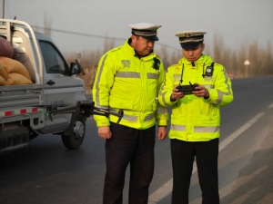 【冬季行动】科技助力：无人机巡查提升辖区交通管理效能