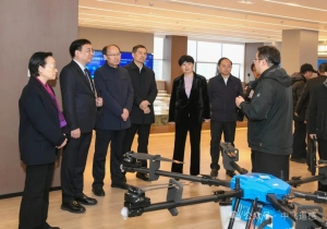 清洗无人机亮相 周长奎一行苏州调研科技助残工作