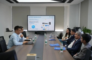 深化国际合作 天翼科技接待中亚外宾考察交流