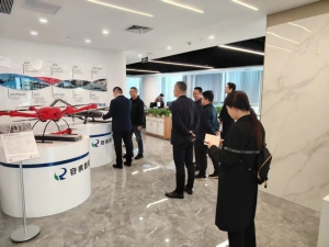 开年新篇章！深圳龙华区副区长马冰率队走访容祺智能，政企同心擘画低空经济新蓝图