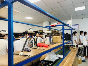 科技赋能成长！东莞实验中学学子走进异能无人机，解锁半天实践新体验