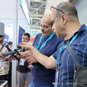 新华社全英文唯一报道！立中国无人智造新标杆